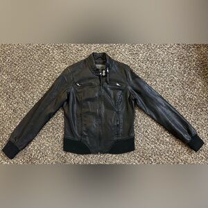Women’s Ci Sono by Cavalini black faux leather bomber/moto-style jacket size Med